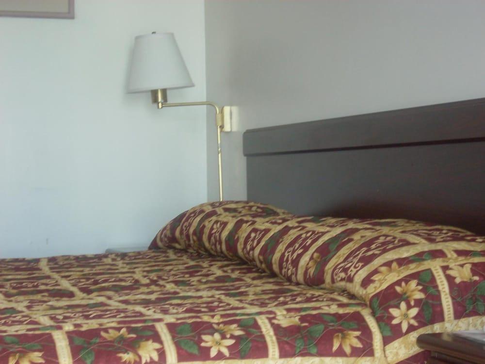 Economy Inn Monterey Seaside Exteriér fotografie